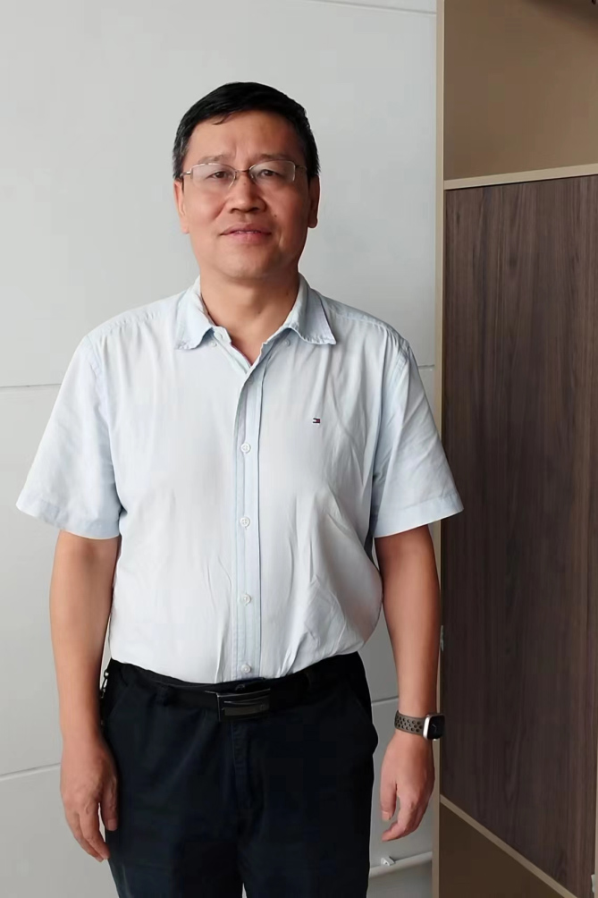 牟智明研发部总监